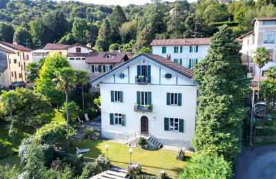 Imóveis históricos, Palacete com vista para o lago em Stresa