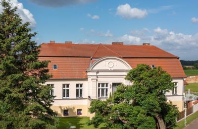 Imóveis históricos, Villa Blanck: Casa senhorial histórica entre Berlim e o Mar Báltico