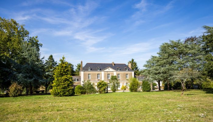 Imóvel histórico à venda Couëron, País do Loire,  França