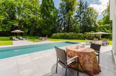 Palácio à venda 4693 Desselbrunn, Alta Áustria, Die Terrasse lädt mit schönem Blick ein 