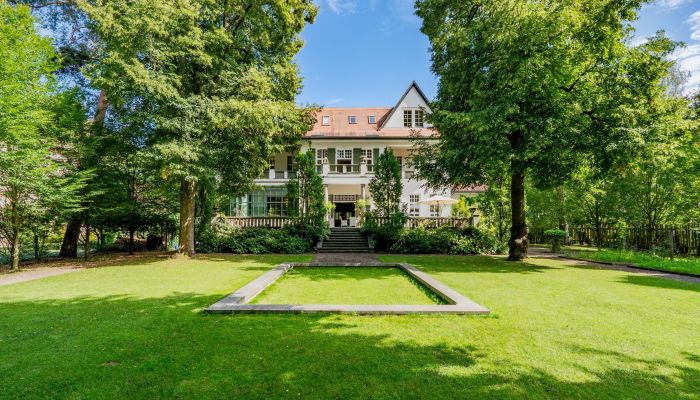 Palacete em localização privilegiada em Berlim-Schlachtensee