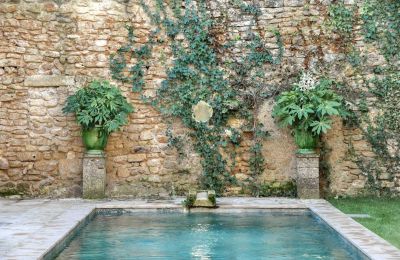 Imóvel histórico à venda Uzès, Occitânia, Imagem 42/46