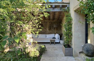 Imóvel histórico à venda Uzès, Occitânia, Imagem 3/46