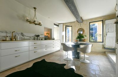 Imóvel histórico à venda Uzès, Occitânia, Imagem 14/46