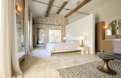 Imóvel histórico à venda Uzès, Occitânia, Imagem 21/46