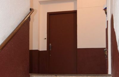 Casa urbana à venda Pézenas, Occitânia, Escada