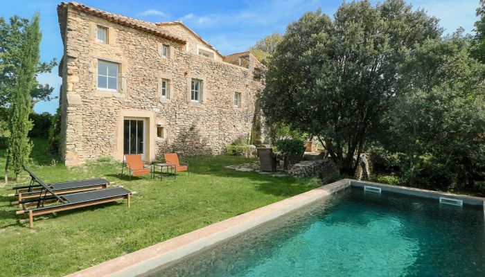 Casa de campo à venda Uzès, Occitânia