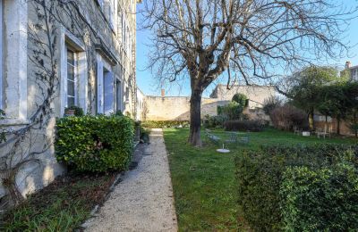 Palacete à venda Uzès, Occitânia, Imagem 22/25