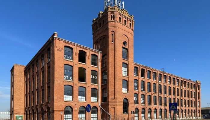 Edifício industrial histórico para revitalização