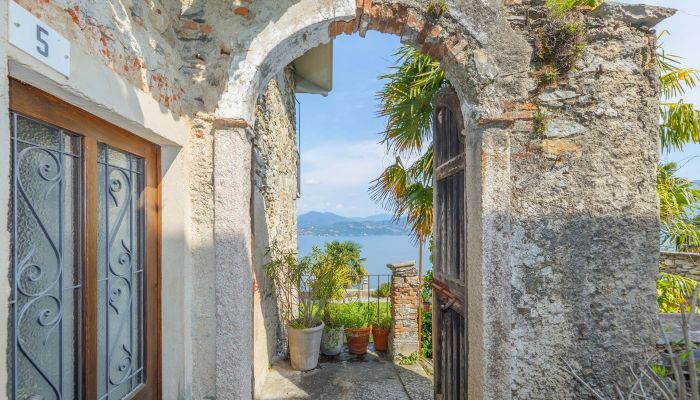 Imóvel histórico à venda Germignaga, Lombardia