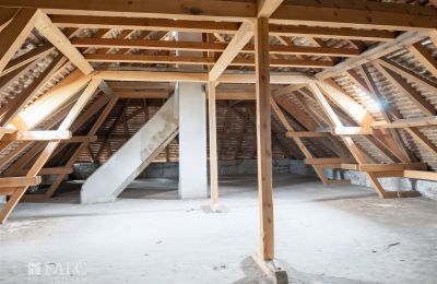 Casa senhorial à venda Tömörd, Fő utca 11, Vas vármegye, Sótão