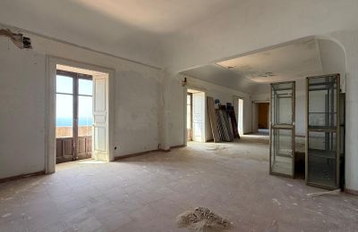 Palácio à venda Nicotera, Calábria, Imagem 22/35