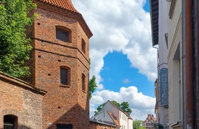 Torre à venda Toruń, Podmurna 11, Kujawsko-pomorskie, Imagem 1/12