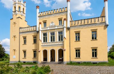 Palácio à venda Narok, Opole, Vista frontal