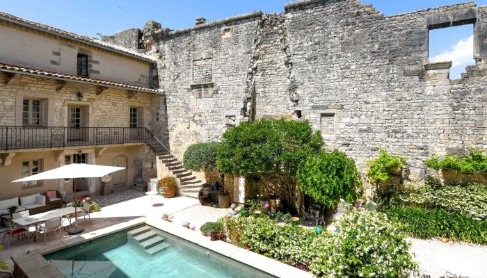 Imóvel histórico à venda Uzès, Occitânia