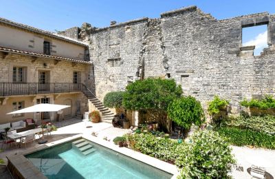 Imóvel histórico Uzès, Occitânia