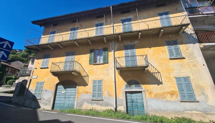 Casa de campo à venda Magognino, Piemonte,  Itália