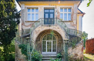 Palácio à venda Žatec, okres Louny, Vista lateral