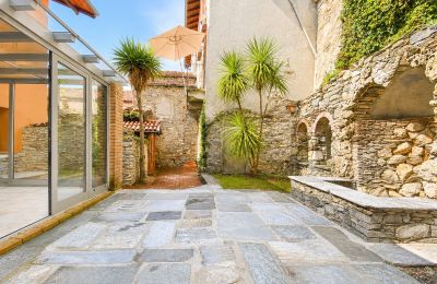 Imóvel histórico à venda 28823 Ghiffa, Piemonte, Pátio interior