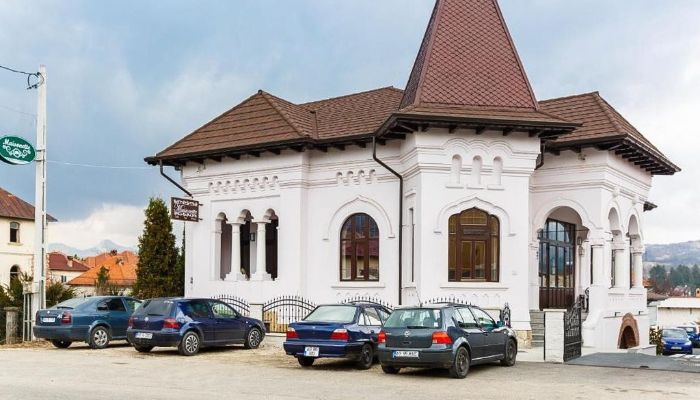 Palacete à venda Campulung, Arges