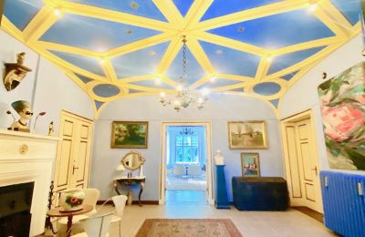 Palácio à venda Uścikowo, Kujawsko-pomorskie, Átrio de entrada