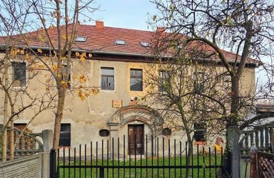 Imóveis históricos, Edifício histórico em Żary - projeto hoteleiro ou residencial numa localização central