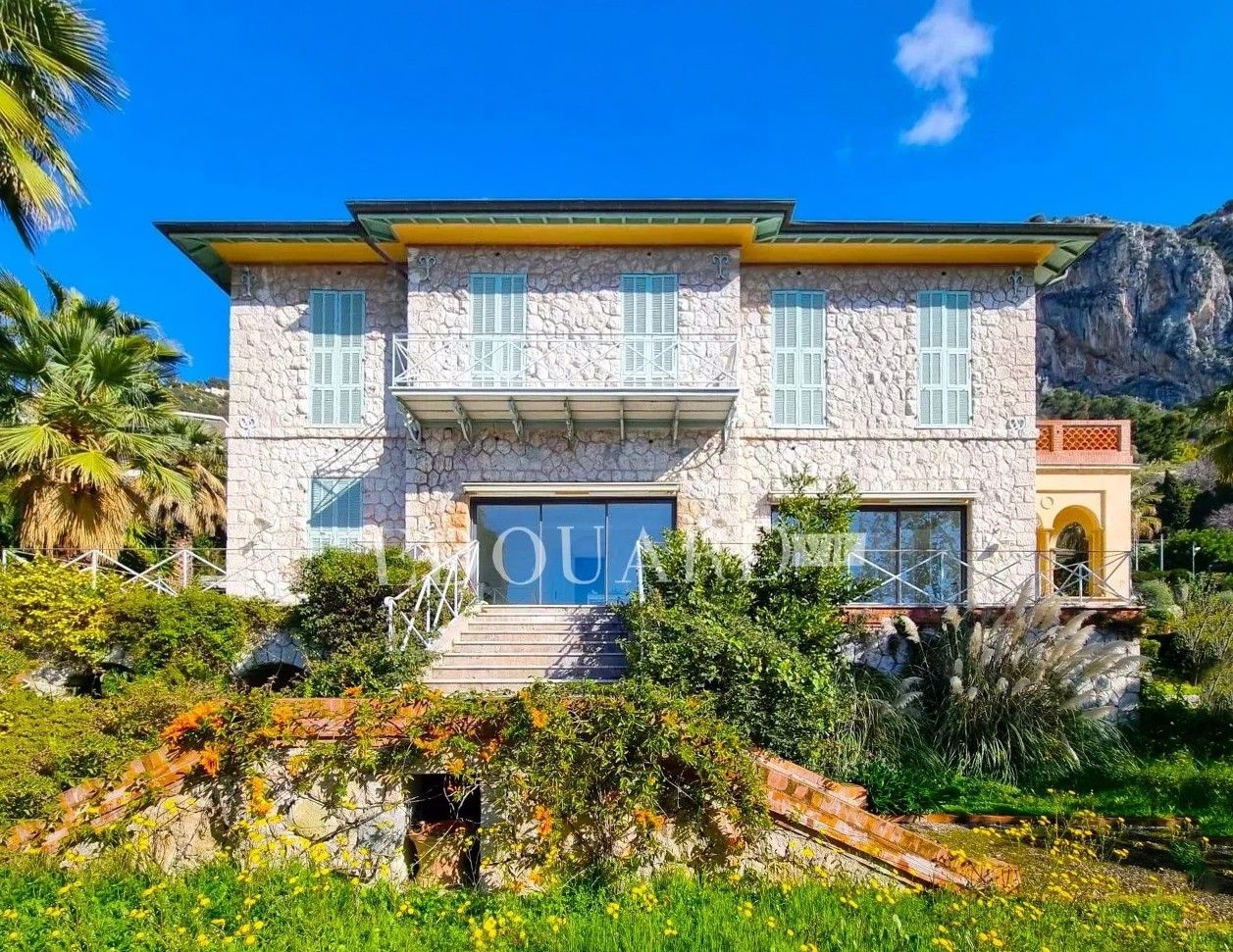 Fotos Magnifique propriété avec splendide vue mer panoramique, grande piscine, vaste pool house et immense jardin arboré