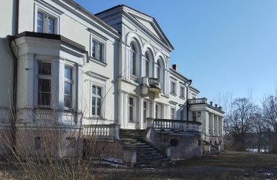 Palácio à venda Lubstów, Pałac w Lubstowie, Wielkopolskie, Vista lateral