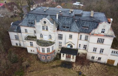 Palácio à venda Bronów, Pałac w Bronowie, Dolnoslaskie, Vista de drone