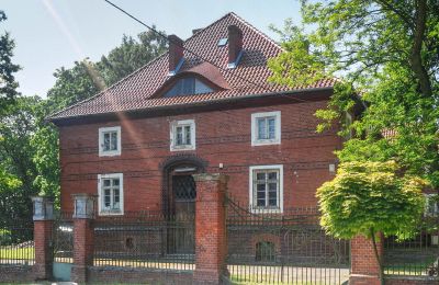 Villa histórica à venda Kętrzyn, Warminsko-mazurskie, Entrada