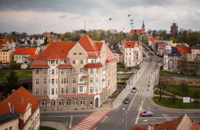 Imóveis históricos, Antigo Hotel Kaiserhof em Dzierżoniów, Baixa Silésia