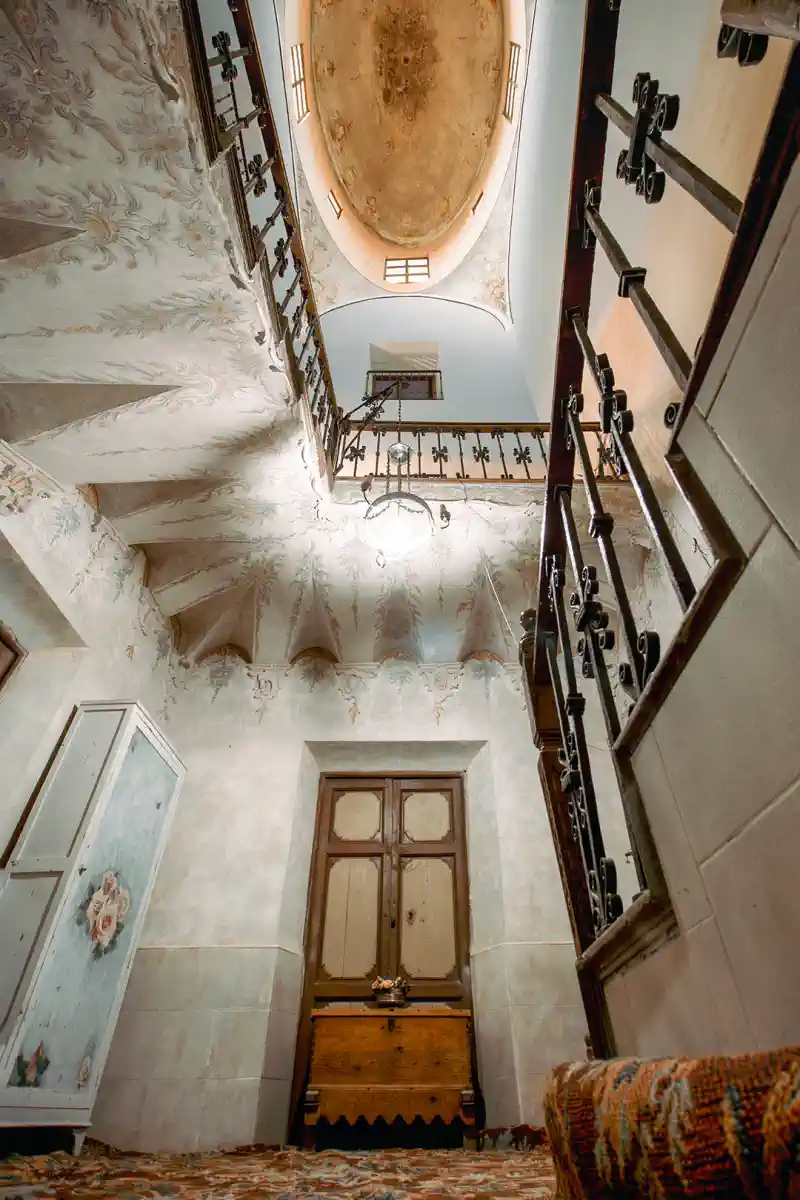 Hall de entrada da Casa Solar de los Moreno, palácio em Chinchilla, Castela