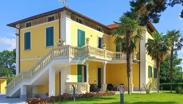 Villa histórica à venda 28040 Lesa, Piemonte,  Itália