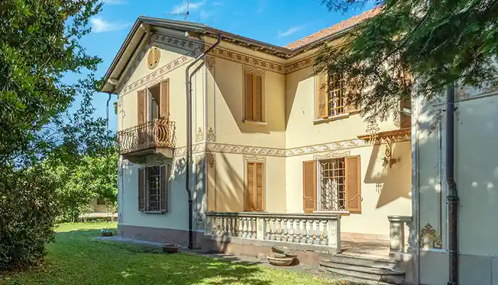 Villa histórica à venda 28040 Lesa, Piemonte,  Itália