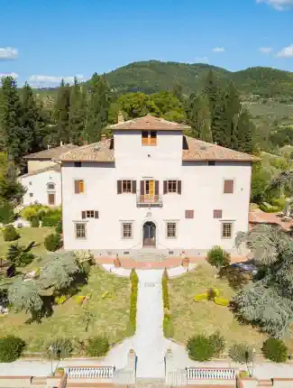 Casa senhorial histórica na Toscana com parque, spa e vista para as colinas, Itália