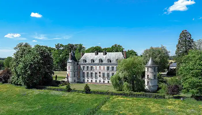 Palácio à venda Sens, Borgonha-Franco-Condado,  França