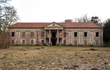 /pp/public_domain/thumb-polska-wielkopolskie-chobienice-palac.jpg