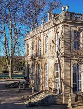 Palácio na Provença – Obra-prima clasicista do século XVIII, Forcalquier, Provença-Alpes-Costa Azul