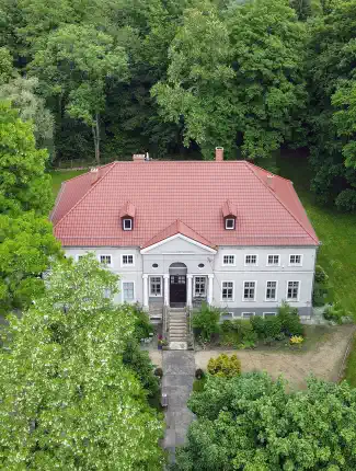 Pałac w Sławnikowicach, w pobliżu Zgorzelca / Görlitz