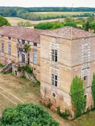 Palácio renascentista no Agenais com 5 hectares de terreno
