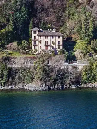 Palacete Belle Époque perto da fronteira suíça em Oggebbio com vista para o lago, Cannobio, Piemonte