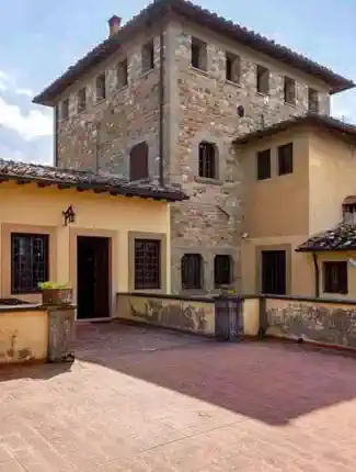 Castelo do século XIII com parque privado e piscina panorâmica no coração do Mugello, Vicchio, Toscana